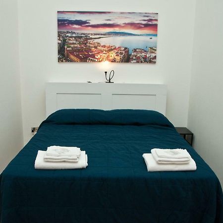 Casa Del Palumbo Apartment เนเปิลส์ ภายนอก รูปภาพ