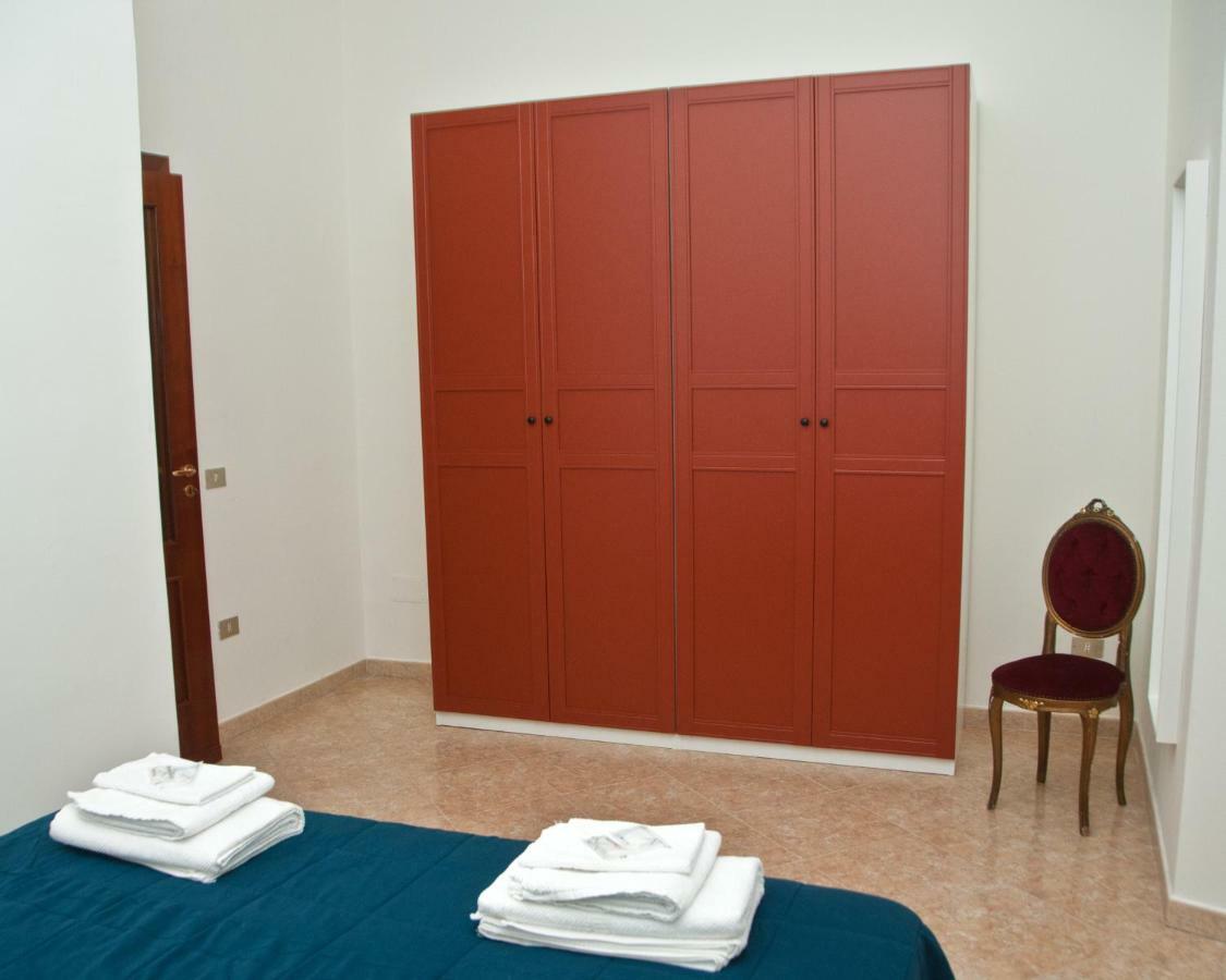Casa Del Palumbo Apartment เนเปิลส์ ภายนอก รูปภาพ
