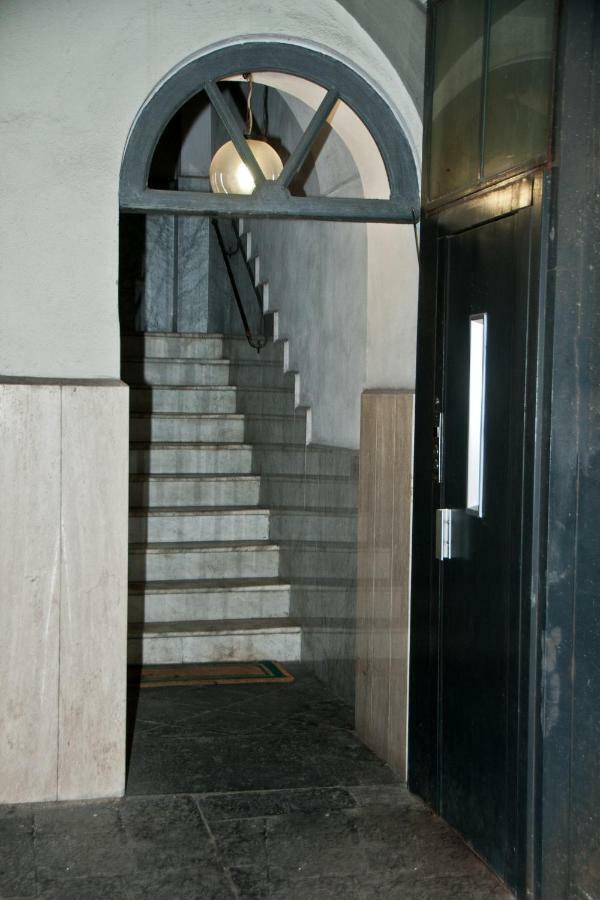 Casa Del Palumbo Apartment เนเปิลส์ ภายนอก รูปภาพ