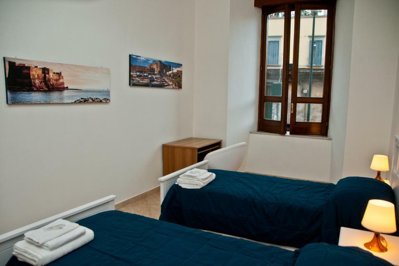 Casa Del Palumbo Apartment เนเปิลส์ ภายนอก รูปภาพ